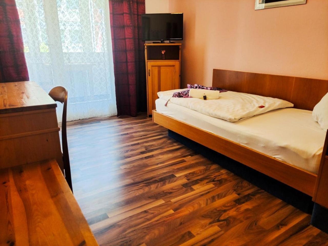 City Hotel Pforzheim Room photo